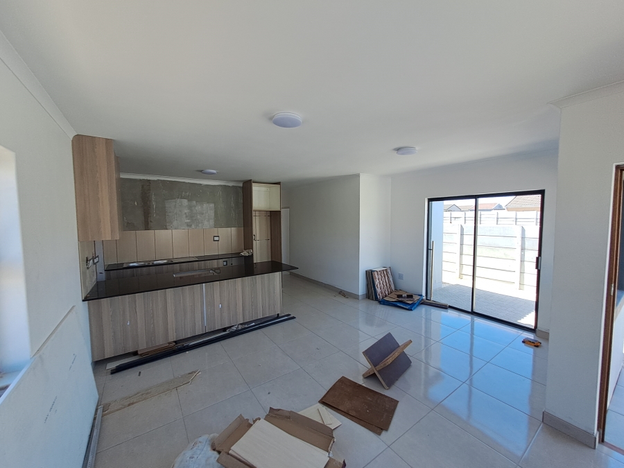 3 Bedroom Property for Sale in Silwood Heights Western Cape